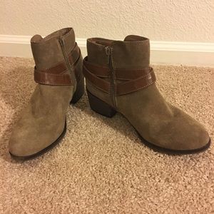 Tan/Brown Suede Booties